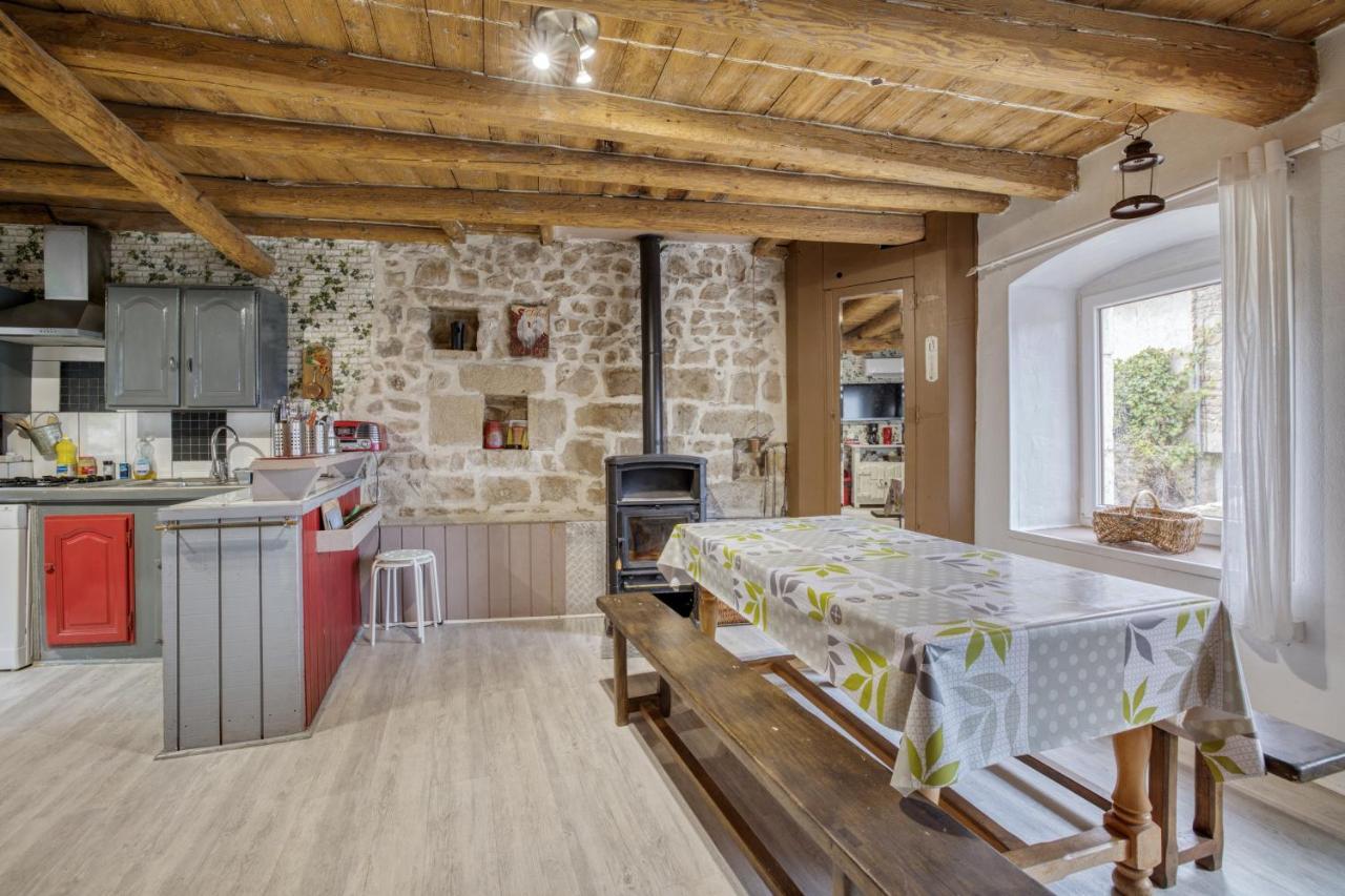 Maison Charmante A Valprivas Avec Jardin Prive. Eksteriør bilde
