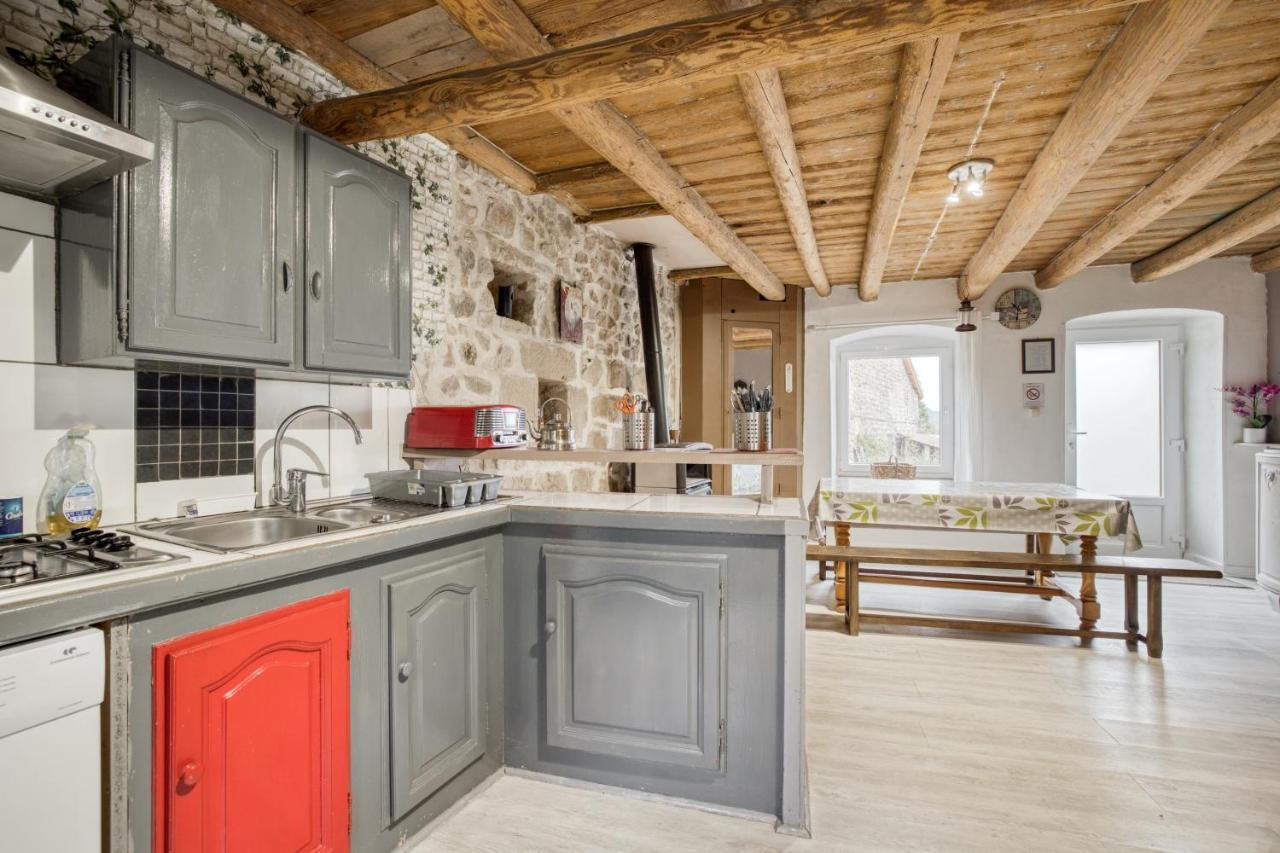 Maison Charmante A Valprivas Avec Jardin Prive. Eksteriør bilde