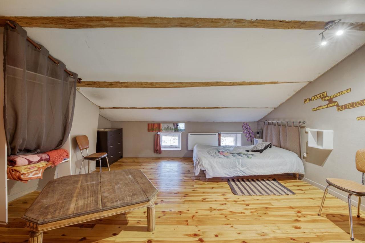 Maison Charmante A Valprivas Avec Jardin Prive. Eksteriør bilde